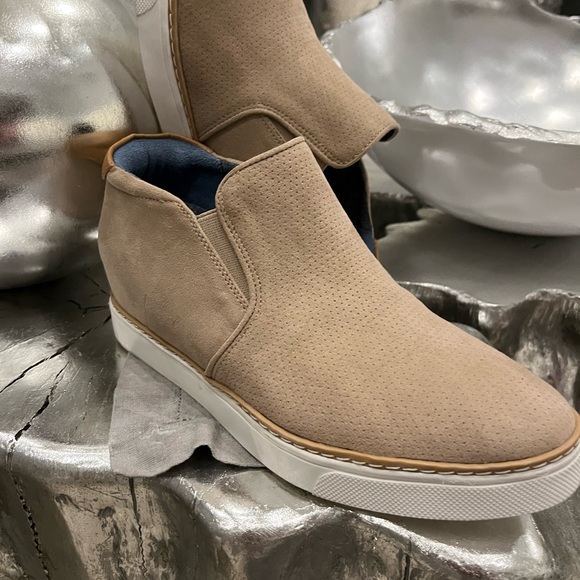 Dr SCHOLLS be free desert boot style slip in to booties size 7 hip comfort đź–¤ - Picture 11 of 17